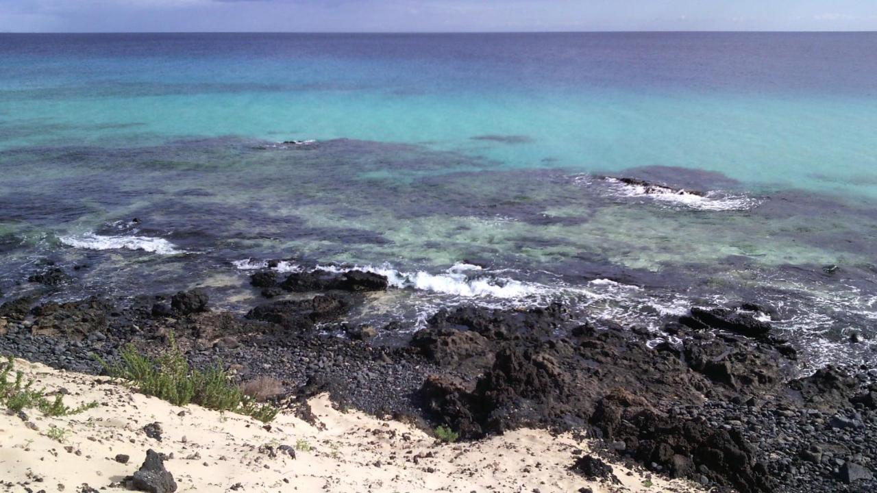 Bungalow Tetir In カレタ・デ・フステ エクステリア 写真